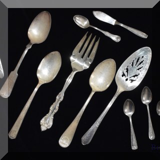 S04. Miscellaneous silverplate pieces.